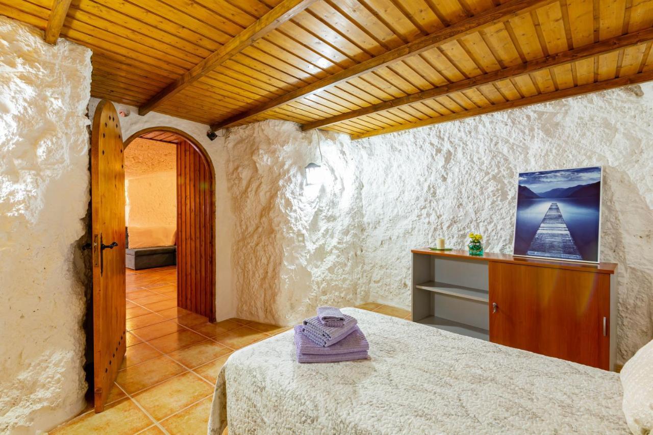 La Cueva De Tito-casa Cueva En Plena Naturaleza Holiday home Santa Brigida (Gran Canaria)